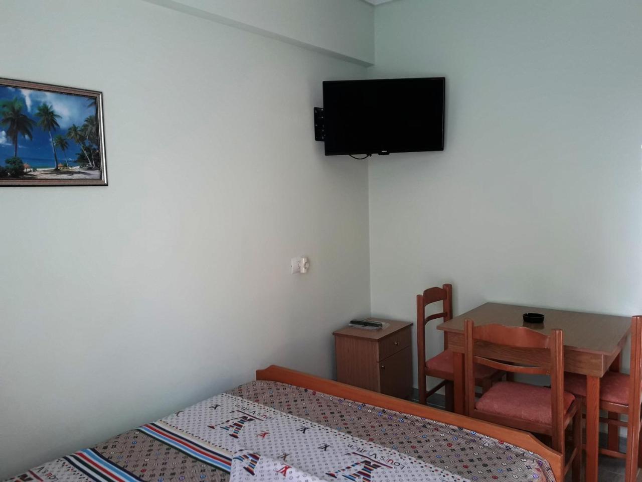 Tani'S Guesthouse Ksamil Exteriér fotografie